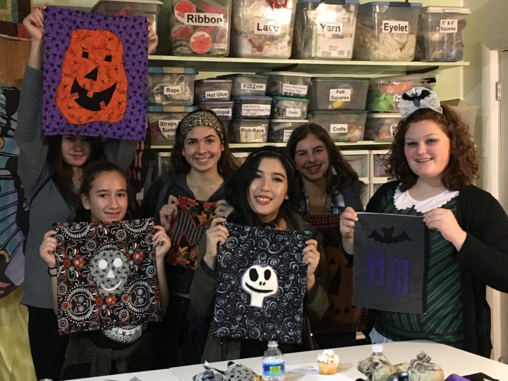 mini halloween applique quilts to sew