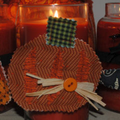 A handmade and easy to sew pumpkin candle ring that is great for Halloween